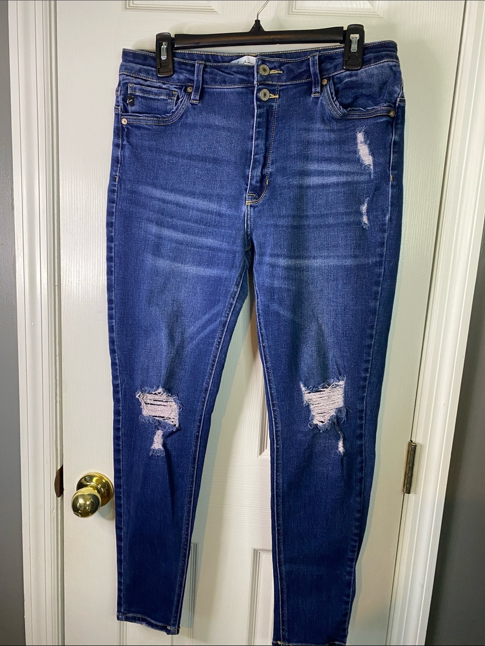 Kan Can Dark Blue Ripped Skinny Jeans Size 5.